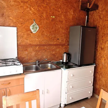 Lakefront Agritourism With Marina Access Apartman