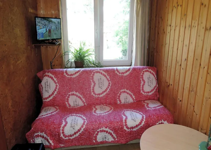 Lakefront Agritourism With Marina Access *