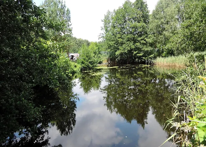 Lakefront Agritourism With Marina Access *